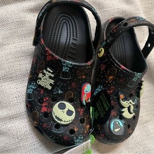 AUTHENTIC Brand New w/ tags KIDS CROCS size J3